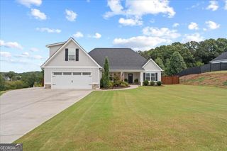 235 Willow Haven Street SE, Calhoun, GA 30701