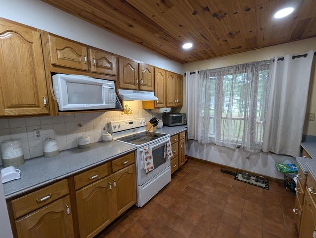 5089 Golfview Drive, Au Gres, MI 48703