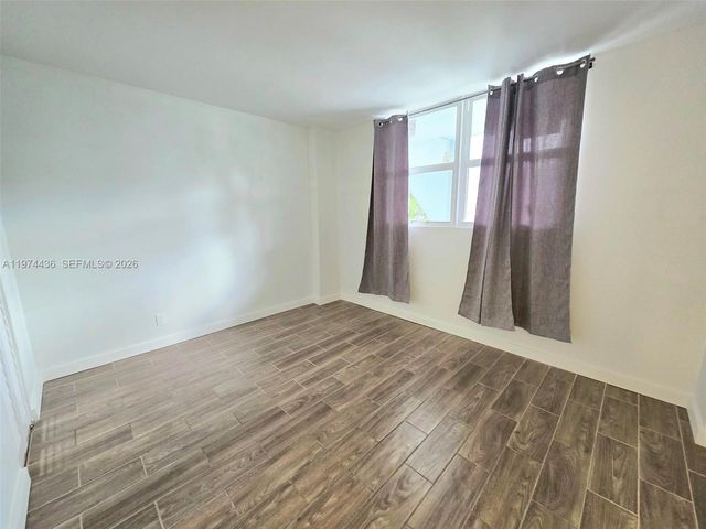 108 Royal Park Dr 2H, Oakland Park, FL 33309