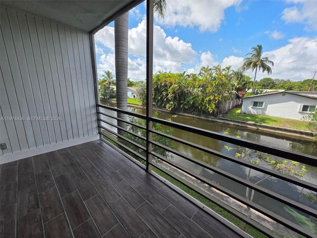 108 Royal Park Dr 2H, Oakland Park, FL 33309