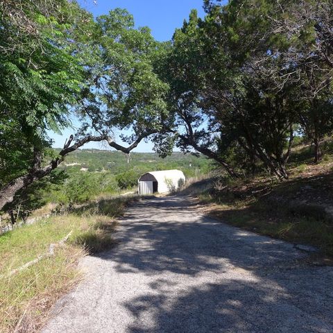 260 Kerrville South Dr, Kerrville, TX 78028