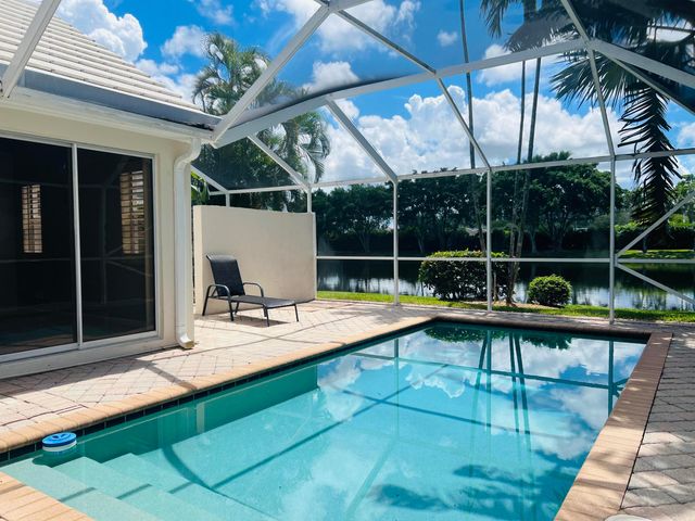 9190 Heathridge Drive, West Palm Beach, FL 33411