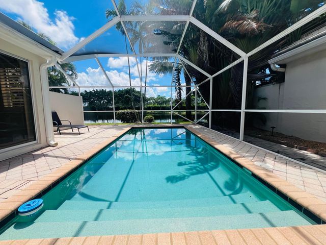9190 Heathridge Drive, West Palm Beach, FL 33411