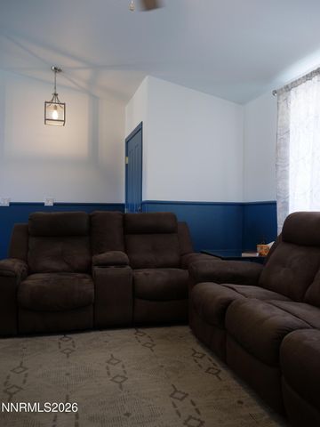 604 Jennys Lane, Fernley, NV 89408