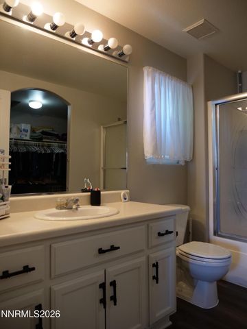 604 Jennys Lane, Fernley, NV 89408