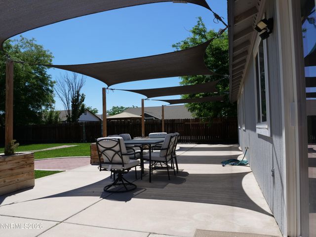 604 Jennys Lane, Fernley, NV 89408