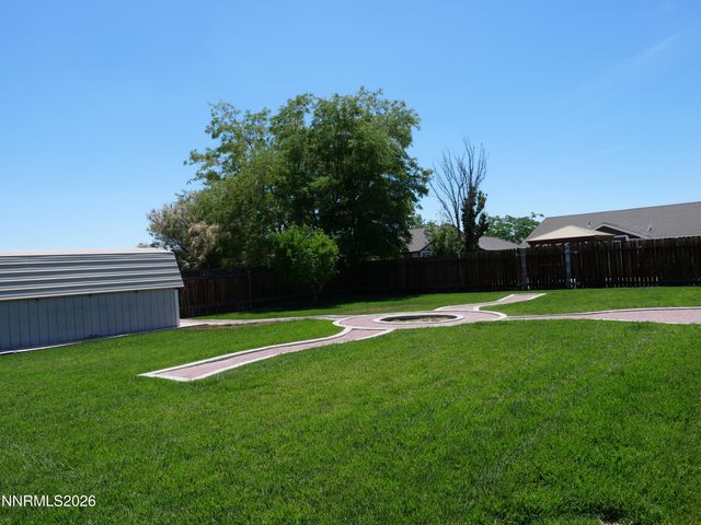 604 Jennys Lane, Fernley, NV 89408