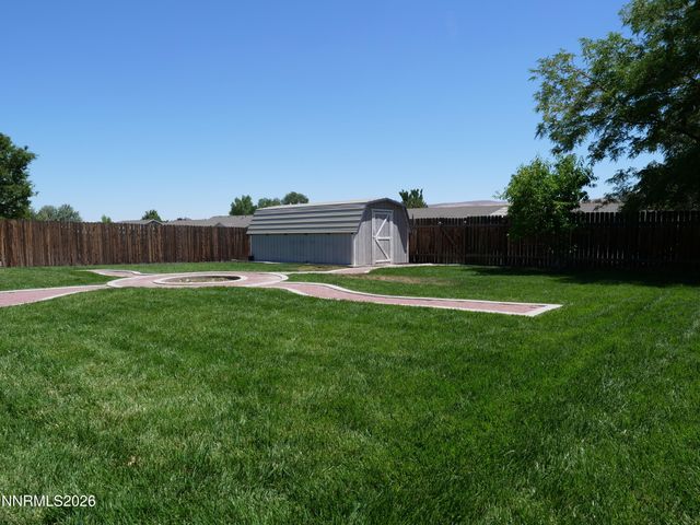 604 Jennys Lane, Fernley, NV 89408