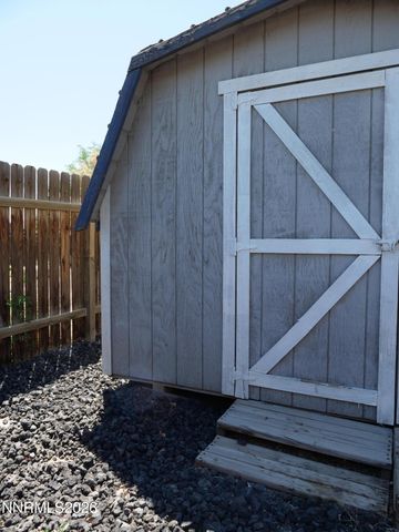 604 Jennys Lane, Fernley, NV 89408