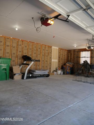 604 Jennys Lane, Fernley, NV 89408