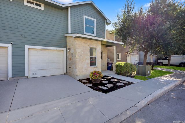 6723 Utopia Hts, San Antonio, TX 78223