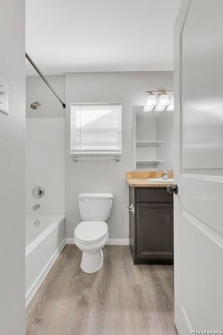 6723 Utopia Hts, San Antonio, TX 78223