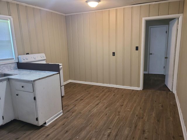 2000 Young Road SE, Cleveland, TN 37323