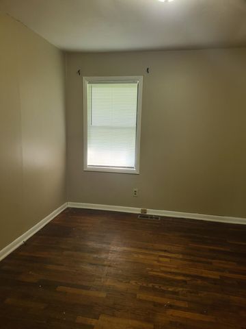2000 Young Road SE, Cleveland, TN 37323