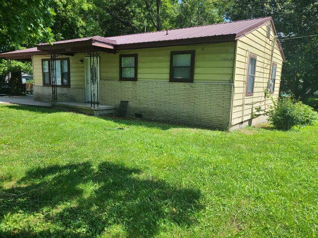 2000 Young Road SE, Cleveland, TN 37323