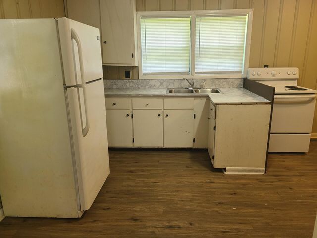 2000 Young Road SE, Cleveland, TN 37323