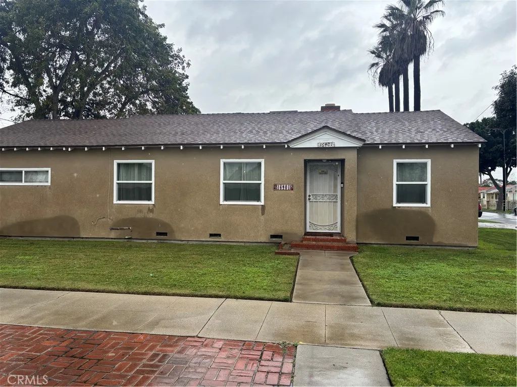 16401 Clark, Bellflower, CA 90706