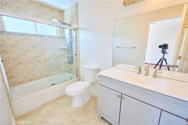 13044 Hedda, Cerritos, CA 90703