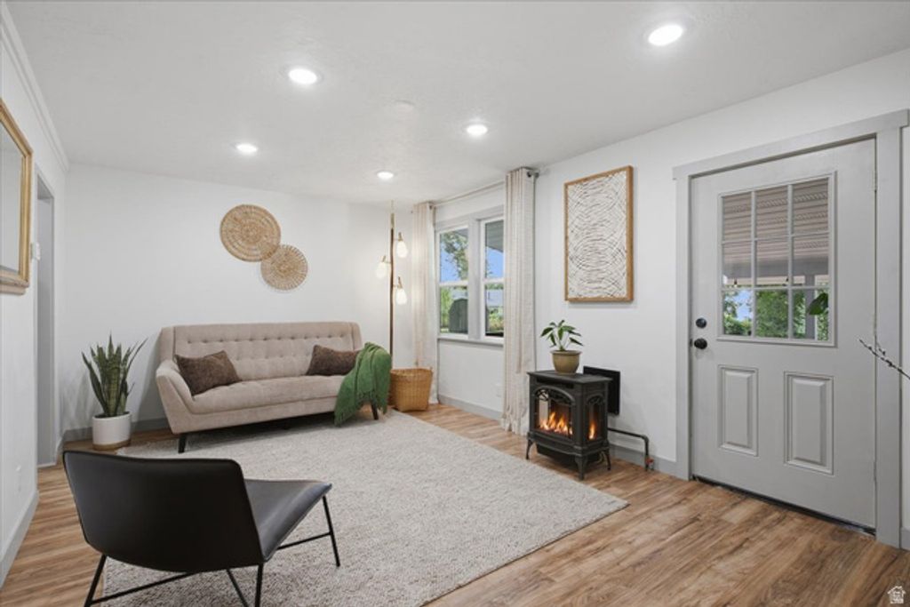 3881 GRANDVIEW DR, Ogden, UT 84403 — photo 3
