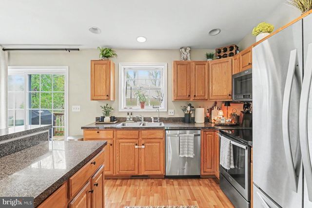 803 SIDDONSBURG RD, Lewisberry, PA 17339