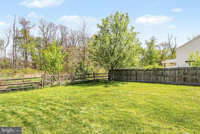 803 SIDDONSBURG RD, Lewisberry, PA 17339