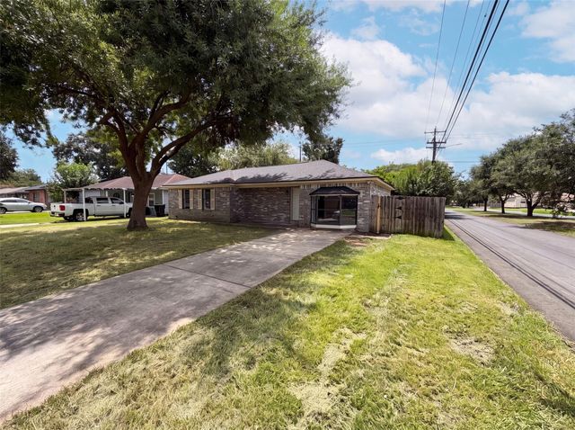 10502 Bessemer Street, Houston, TX 77034