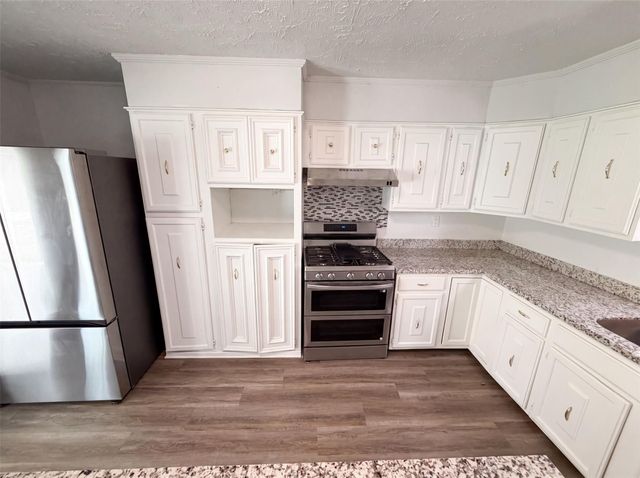 10502 Bessemer Street, Houston, TX 77034