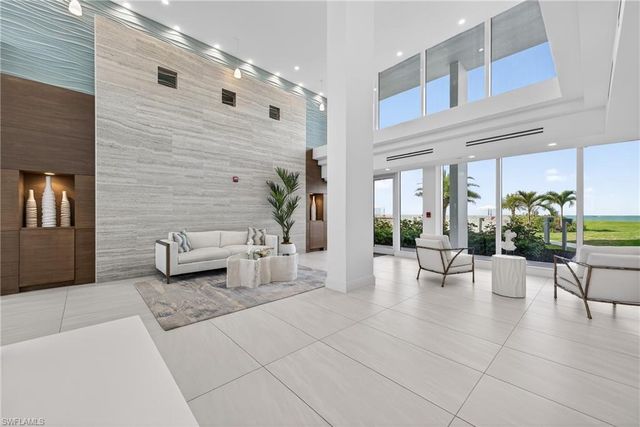 3443 Gulf Shore BLVD N 809, Naples, FL 34103