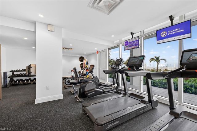 3443 Gulf Shore BLVD N 809, Naples, FL 34103