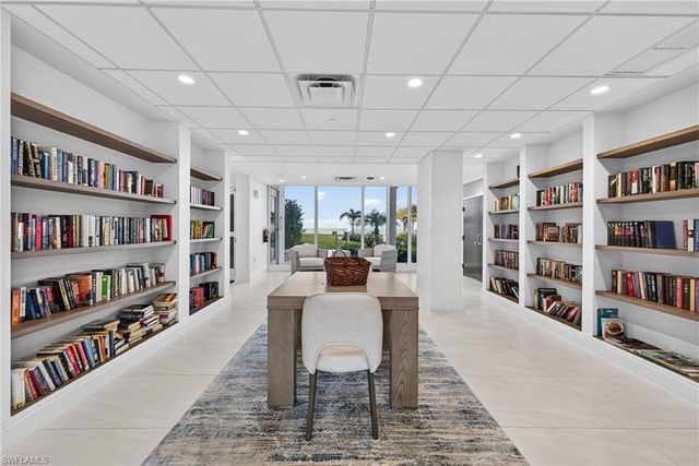 3443 Gulf Shore BLVD N 809, Naples, FL 34103