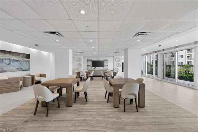 3443 Gulf Shore BLVD N 809, Naples, FL 34103