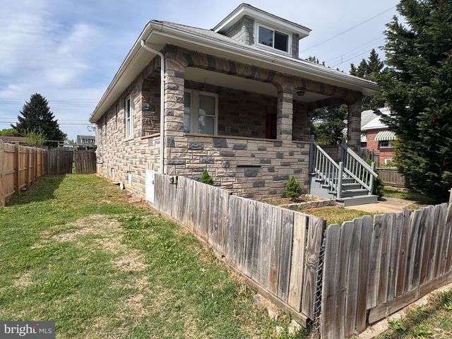 222 TOWNSEND AVE, Baltimore, MD 21225