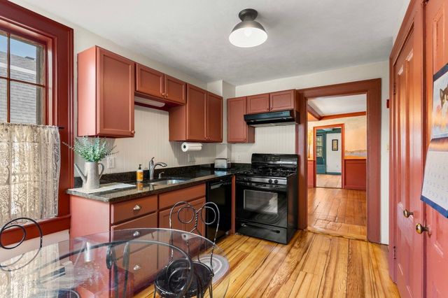 125 Derby Street D, Salem, MA 01970