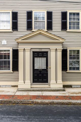 125 Derby Street D, Salem, MA 01970