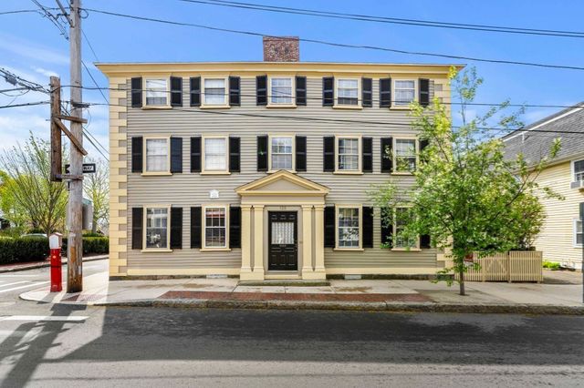 125 Derby Street D, Salem, MA 01970