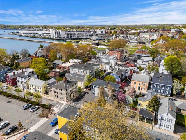 125 Derby Street D, Salem, MA 01970