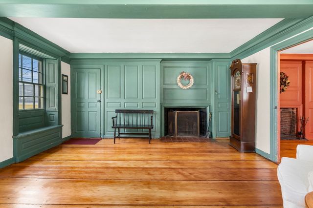 125 Derby Street D, Salem, MA 01970