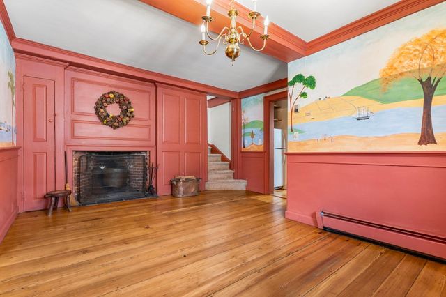 125 Derby Street D, Salem, MA 01970
