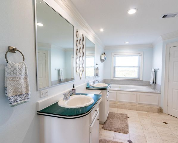 22418 Vista Del Mar, Galveston, TX 77554