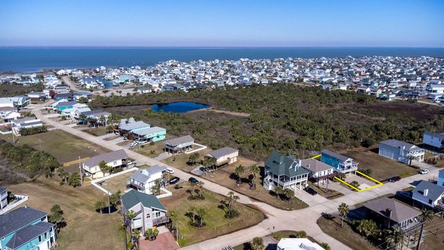 22418 Vista Del Mar, Galveston, TX 77554