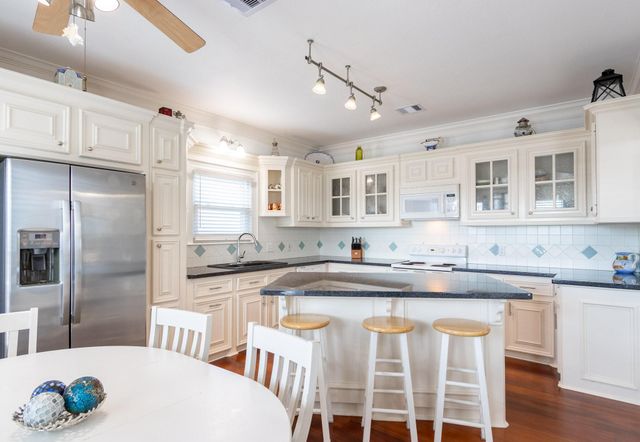 22418 Vista Del Mar, Galveston, TX 77554