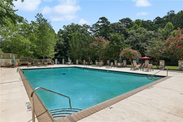 26202 Plantation NE Drive 202, Atlanta, GA 30324