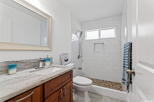 1184 Palekaiko Street B, Pearl City, HI 96782