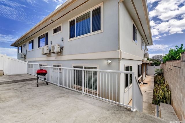 1184 Palekaiko Street B, Pearl City, HI 96782