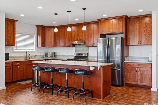 1184 Palekaiko Street B, Pearl City, HI 96782