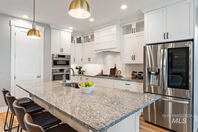 2852 S Shady Lane, Boise, ID 83716