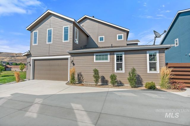 2852 S Shady Lane, Boise, ID 83716