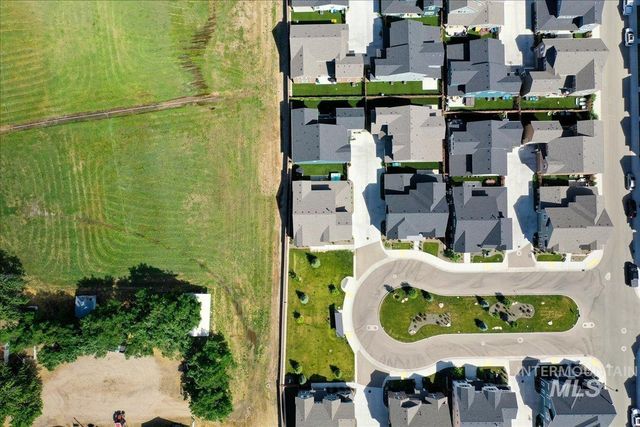 2852 S Shady Lane, Boise, ID 83716