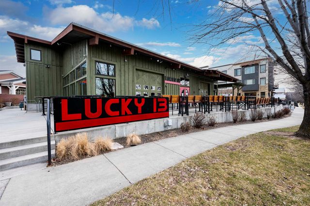 2852 S Shady Lane, Boise, ID 83716