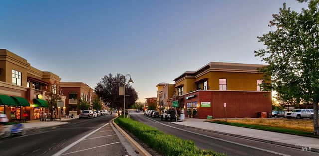 2852 S Shady Lane, Boise, ID 83716